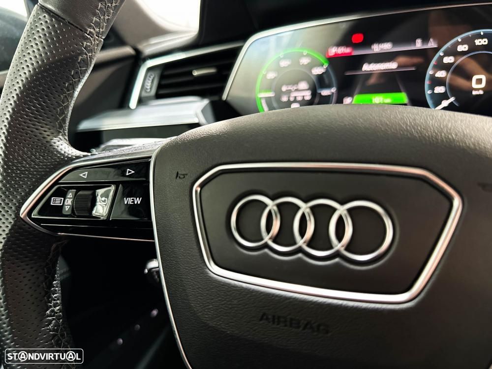 Audi e-tron 55 quattro S line - 37