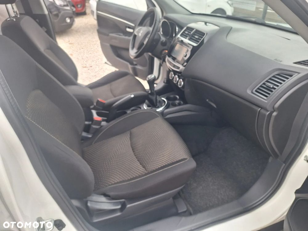 Mitsubishi ASX 1.6 2WD Edition - 28