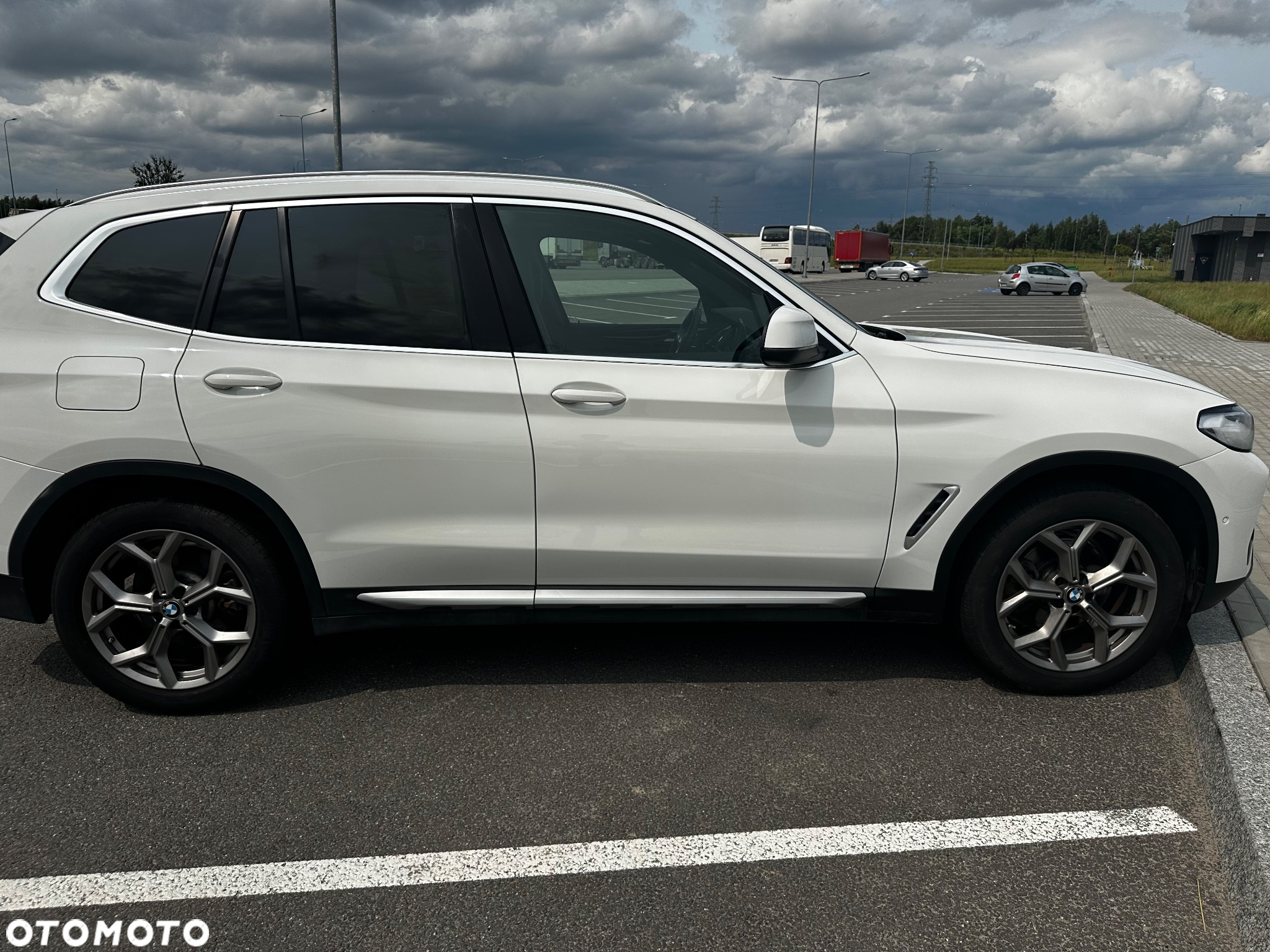 BMW X3 xDrive30i Advantage - 3