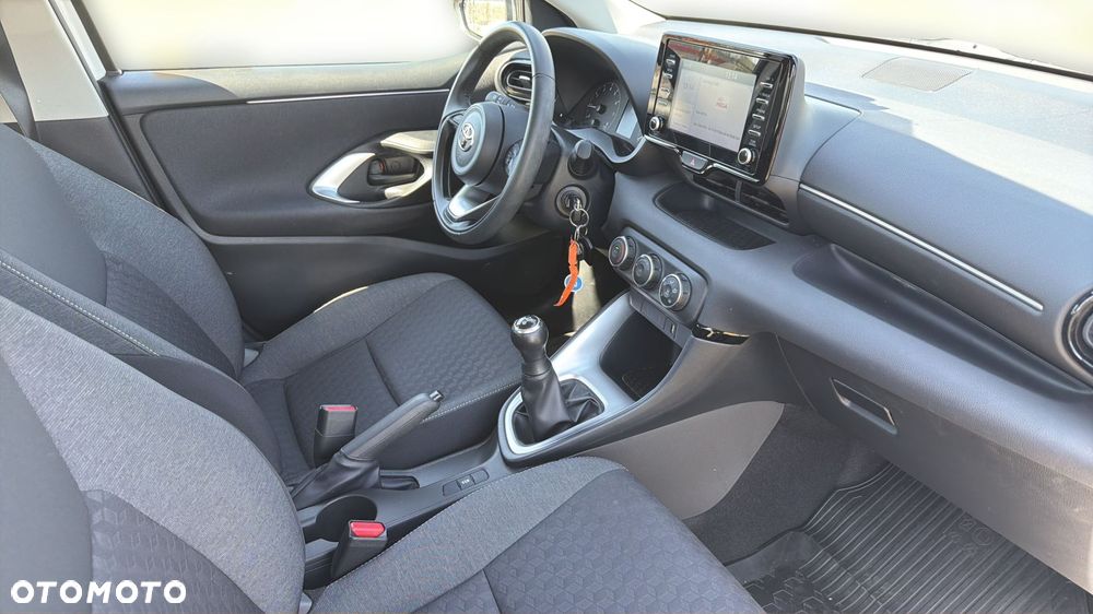 Toyota Yaris - 9