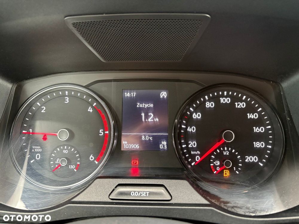 Volkswagen Crafter Furgon 4490 - 17