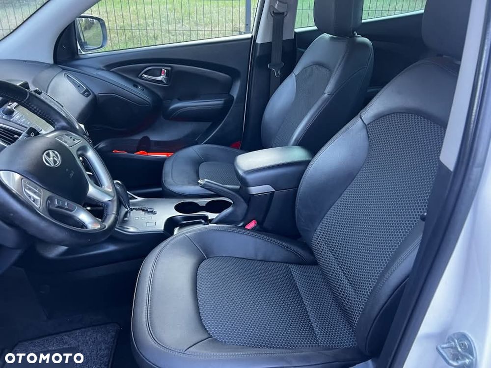 Hyundai ix35 2.0 2WD Automatik Style - 11