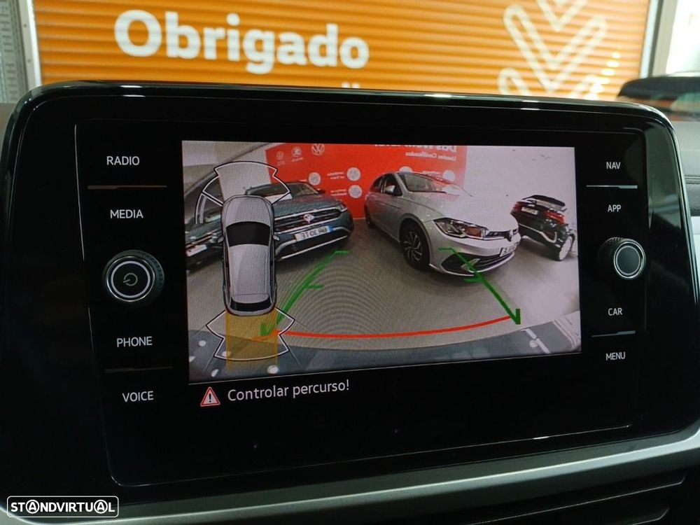 VW T-Roc 2.0 TDI Urban - 29