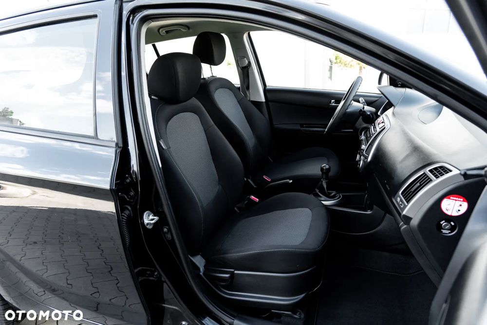 Hyundai i20 1.25 Classic + - 23
