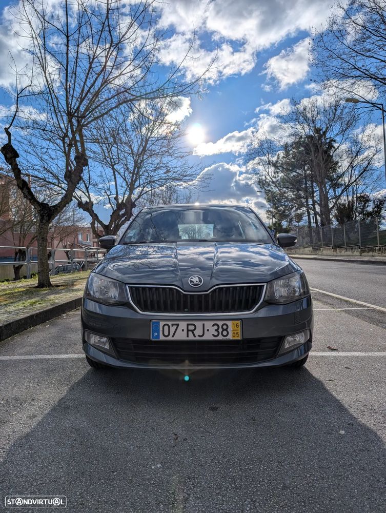 Skoda Fabia 1.0 Active - 1