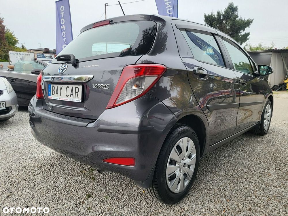 Toyota Yaris - 9