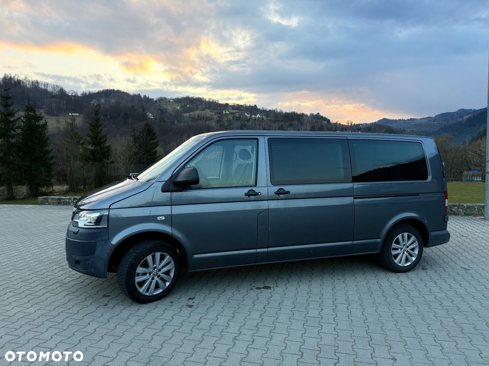 Volkswagen Caravelle L2 Comfortline - 2
