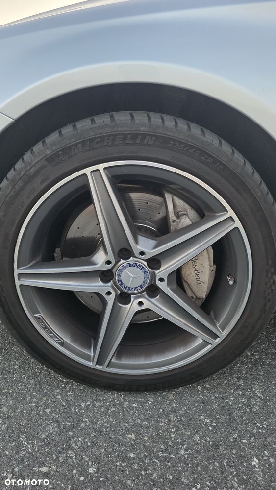 Mercedes-Benz Klasa C 400 4-Matic 7G-TRONIC - 12