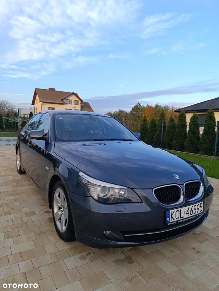 BMW Seria 5 520i - 3