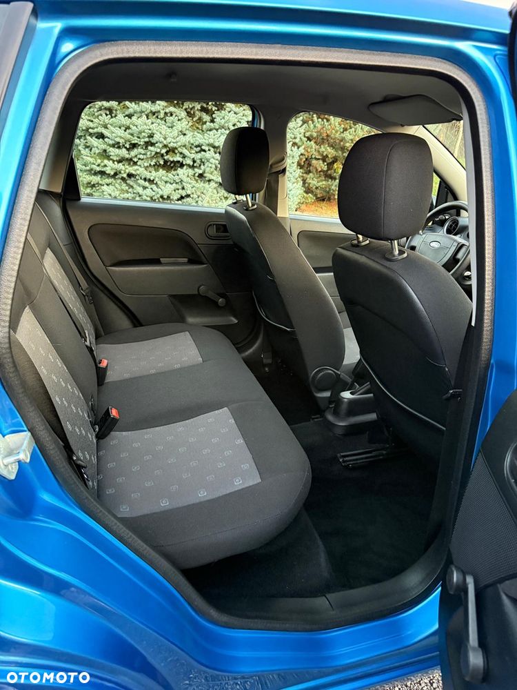 Ford Fiesta 1.3 Style - 27