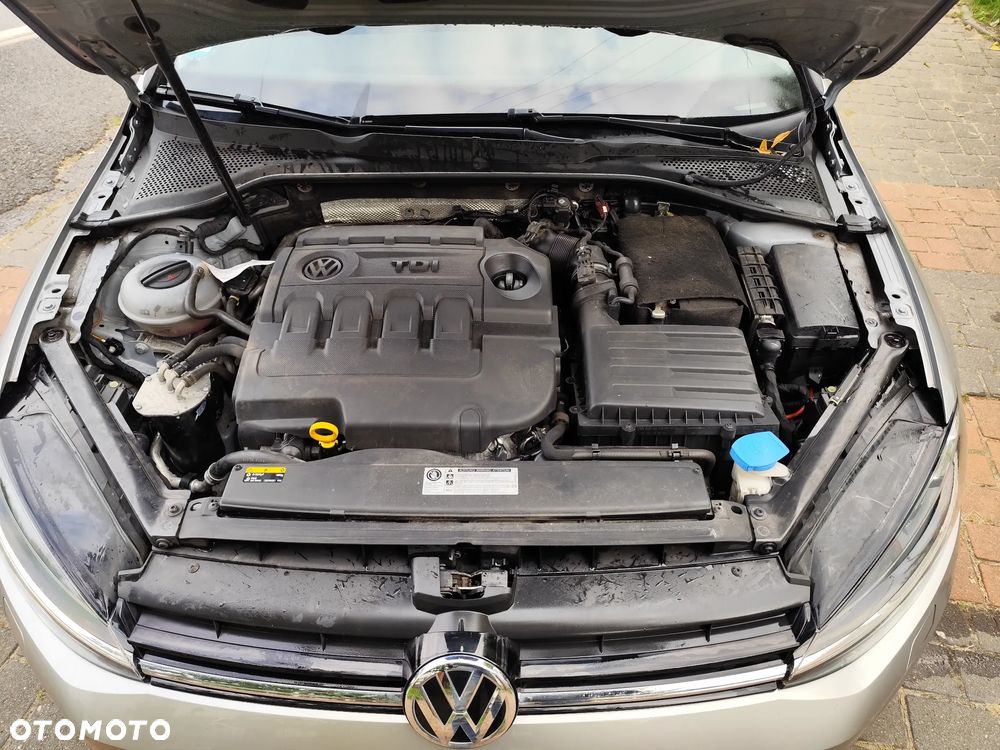 Volkswagen Golf 1.6 TDI (BlueMotion Technology) DSG Comfortline - 25