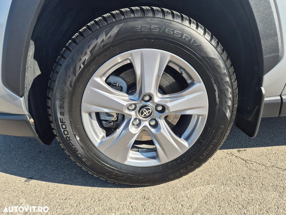Toyota RAV4 - 5