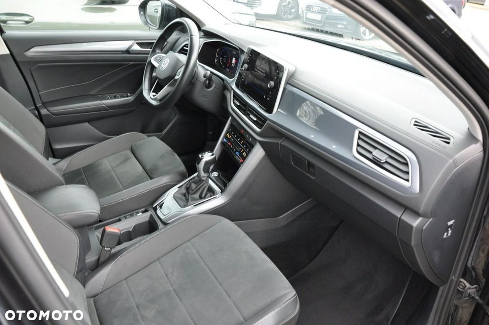 Volkswagen T-Roc - 30