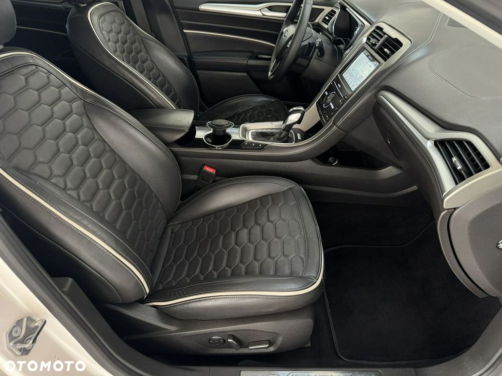 Ford Mondeo Vignale 2.0 TDCi PowerShift - 18