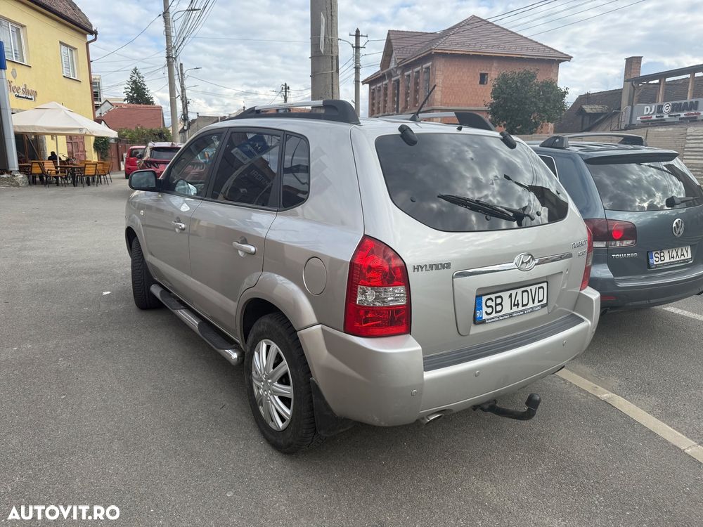 Hyundai Tucson - 2