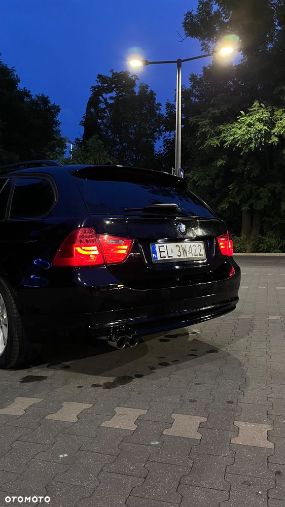 BMW Seria 3 318d - 4