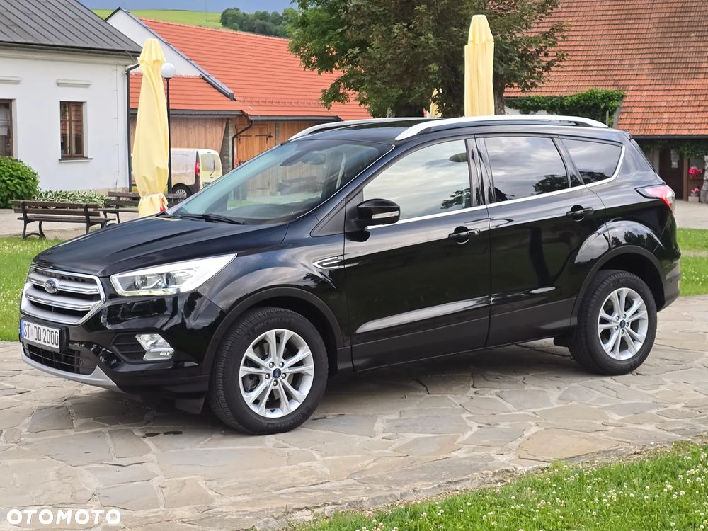 Ford Kuga 2.0 TDCi 2x4 Titanium - 6