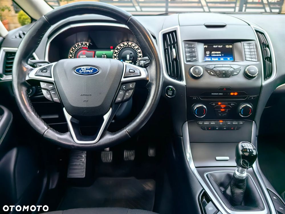 Ford S-Max 1.5 EcoBoost Titanium - 24