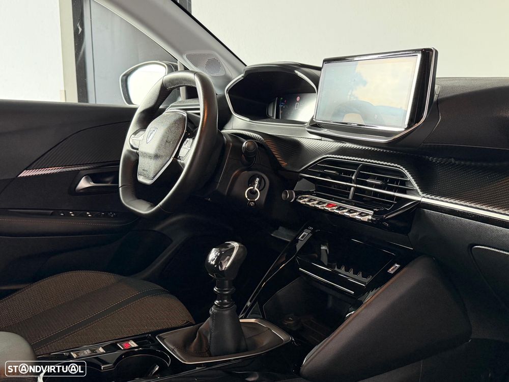 Peugeot 208 1.2 PureTech Allure - 12