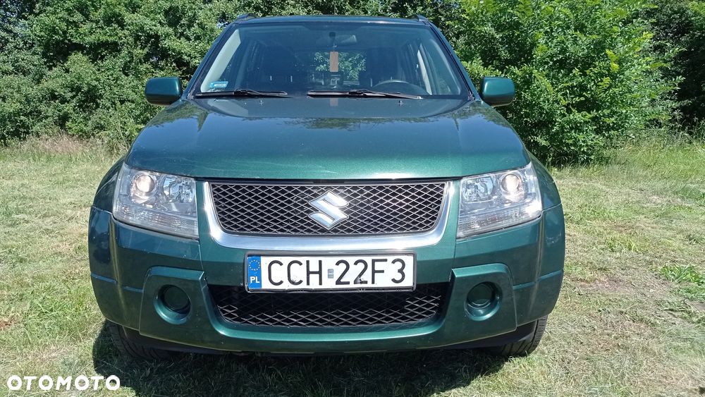 Suzuki Grand Vitara 2.0 Comfort - 32