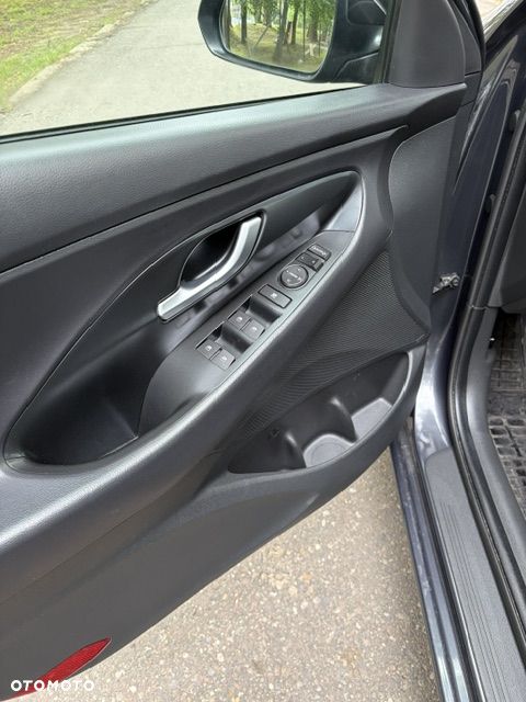 Hyundai i30 1.5 T-GDI 48V Executive - 19