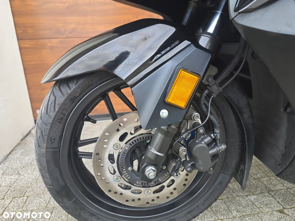 Honda NSS - 11
