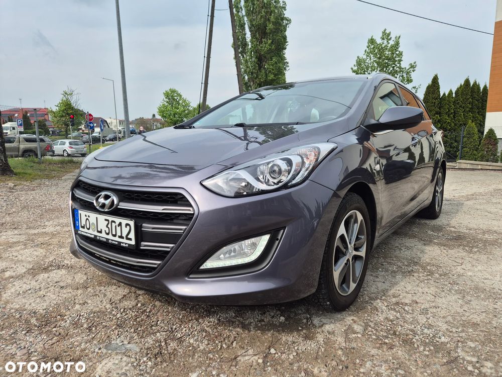 Hyundai i30 blue Kombi 1.6 GDi Style - 2