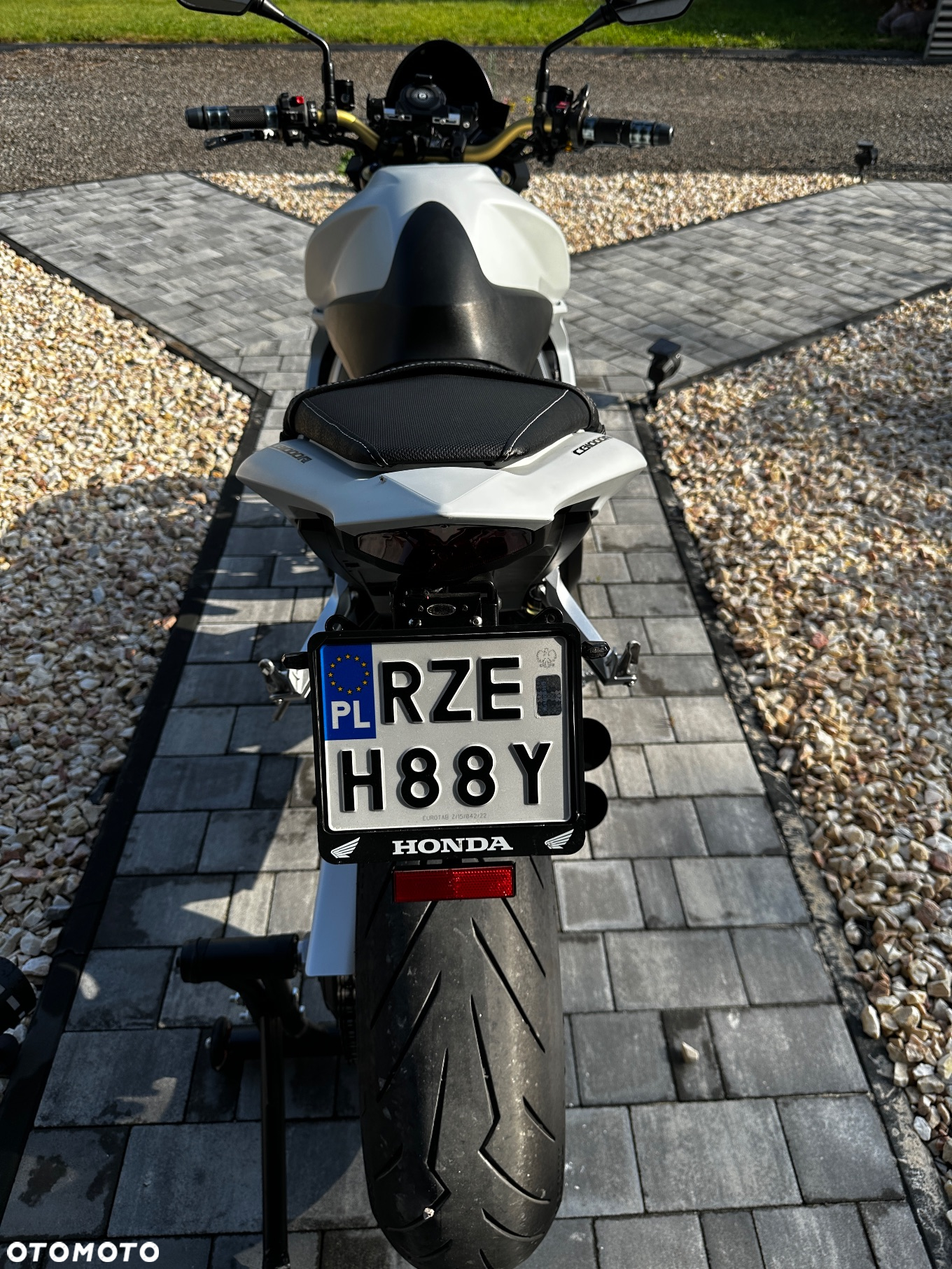 Honda CB - 23
