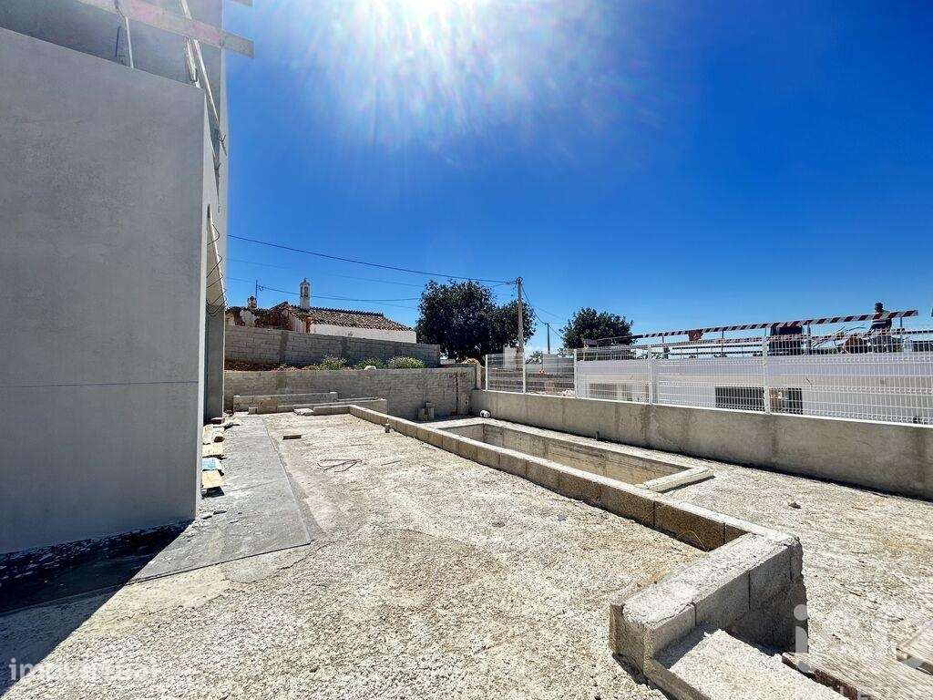 Casa / Villa T3 em Loulé (São Clemente) de 263,00 m2 - Grande imagem: 2/21