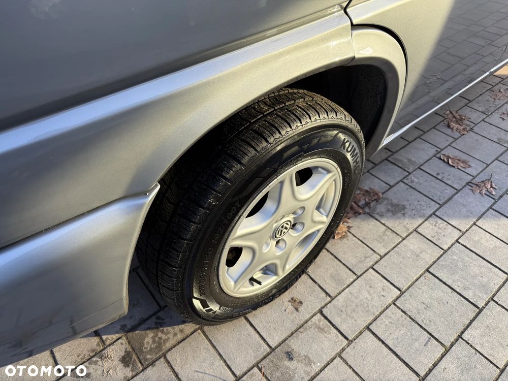 Volkswagen Multivan Standard - 14