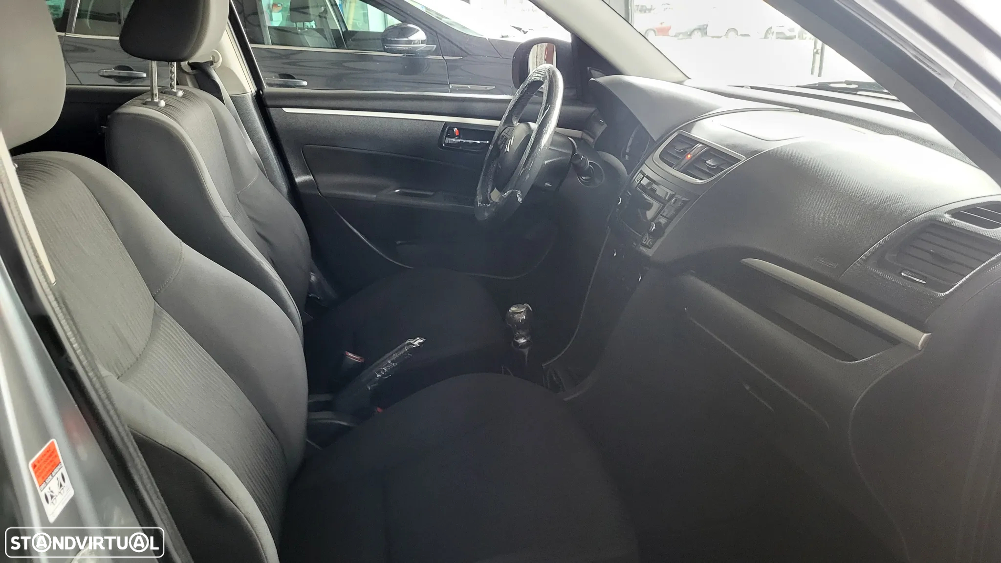 Suzuki Swift 1.2 VVT GLX - 16