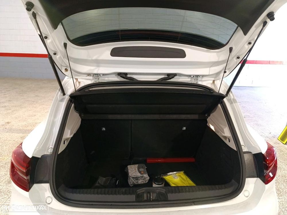 Renault Clio 1.0 TCe Limited Bi-Fuel - 9