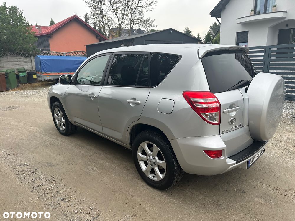 Toyota RAV4 2.0 VVT-i Premium - 5