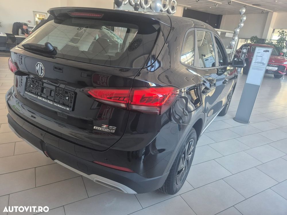 MG ZS HEV Hybrid+ Standard - 4