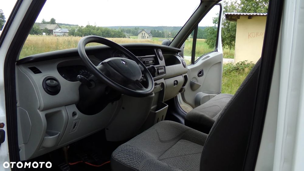 Renault MASTER 2.5 L2H2 * KLIMA * BAGAŻNIK * SUPER STAN ! - 19