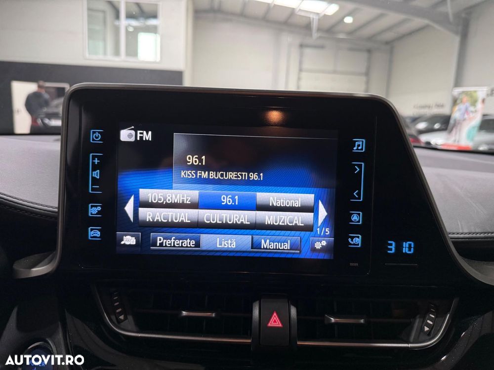Toyota C-HR 1.8 HSD 4x2 CVT C-lassy LED - 15