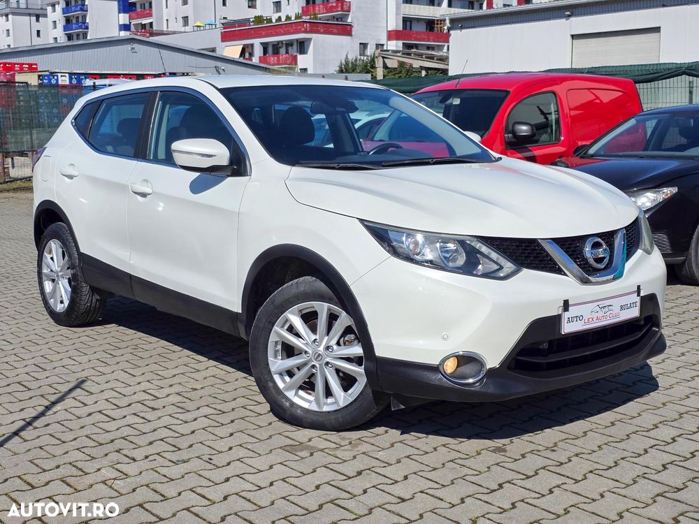 Nissan Qashqai 1.5 DCI N-Connecta - 2