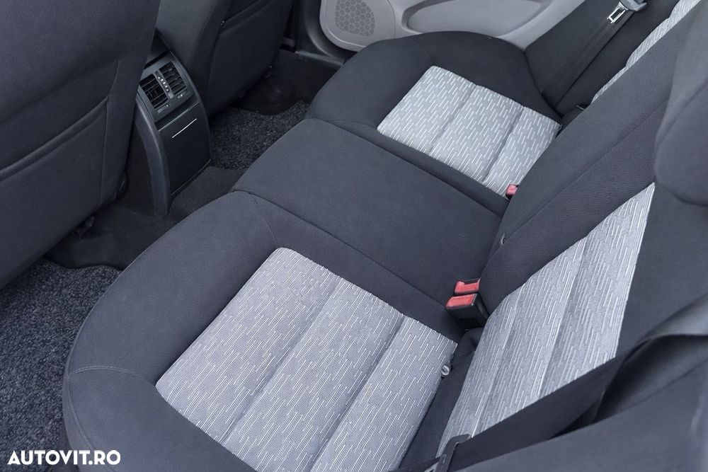 Skoda Octavia 1.9 TDI DPF Elegance - 6