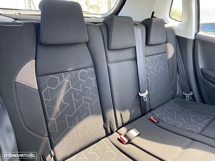 Peugeot 2008 1.2 VTi Active - 10