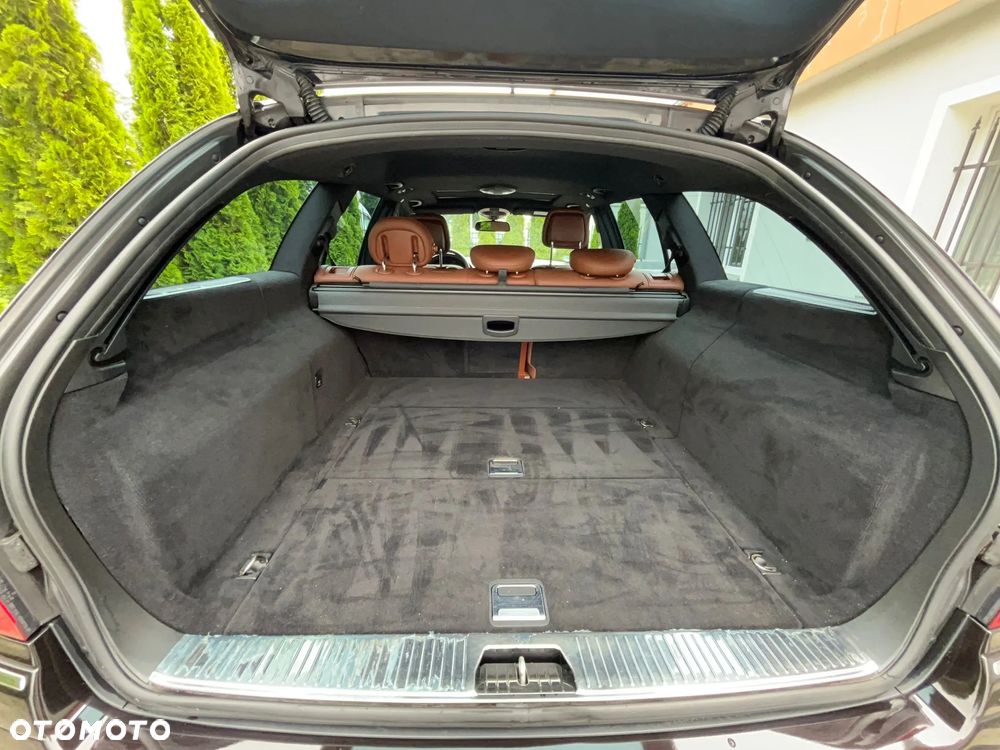 Mercedes-Benz Klasa E - 11