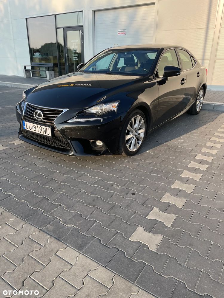 Lexus IS 200t Elegance - 3