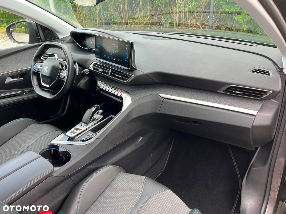Peugeot 3008 225 e-EAT8 Allure Pack - 22
