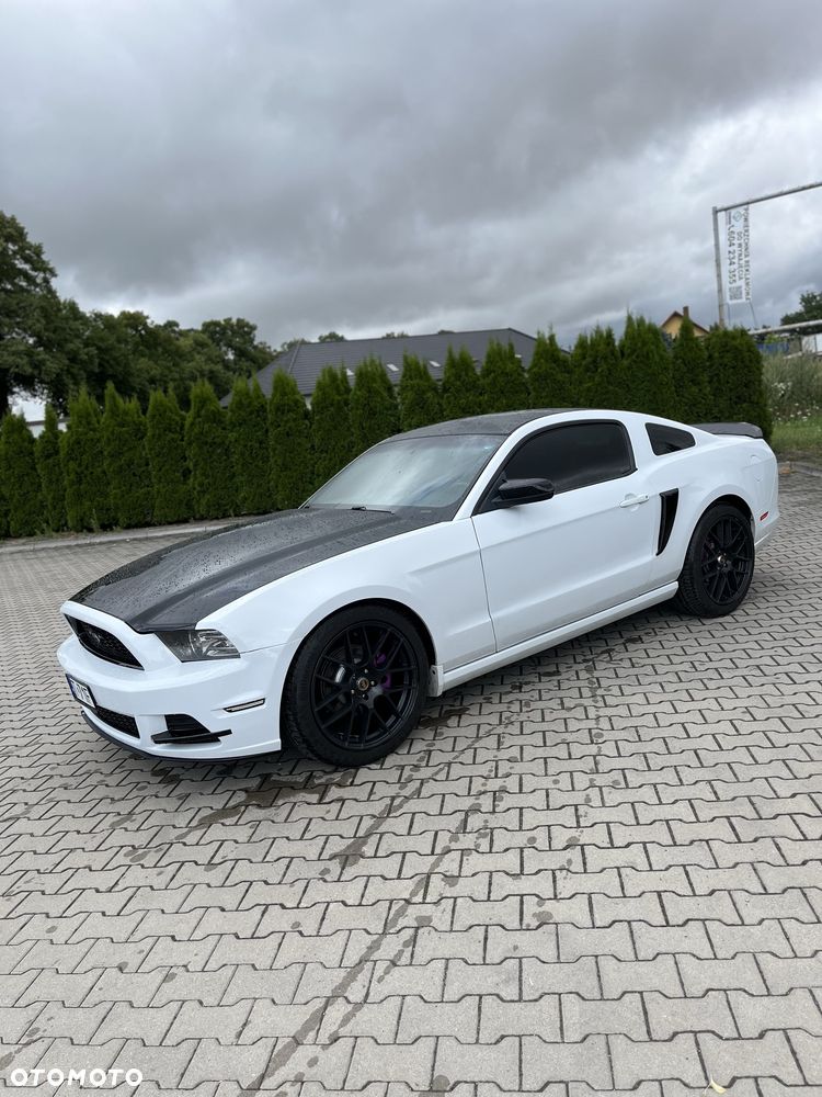 Ford Mustang - 2