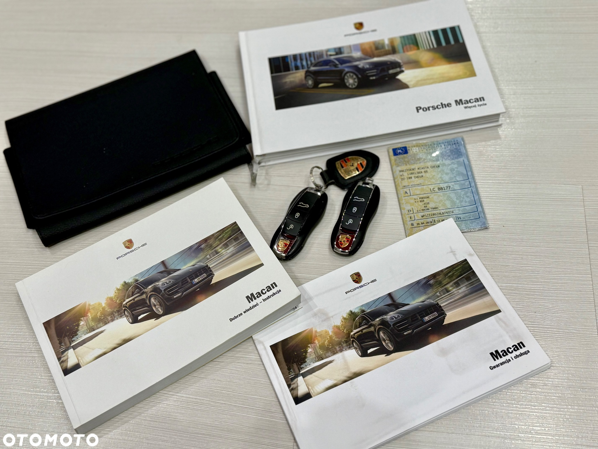 Porsche Macan Turbo - 26