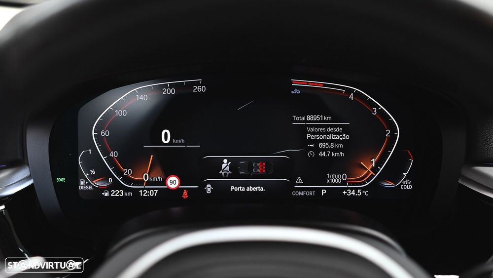 BMW 520 d Pack Desportivo M Auto - 30