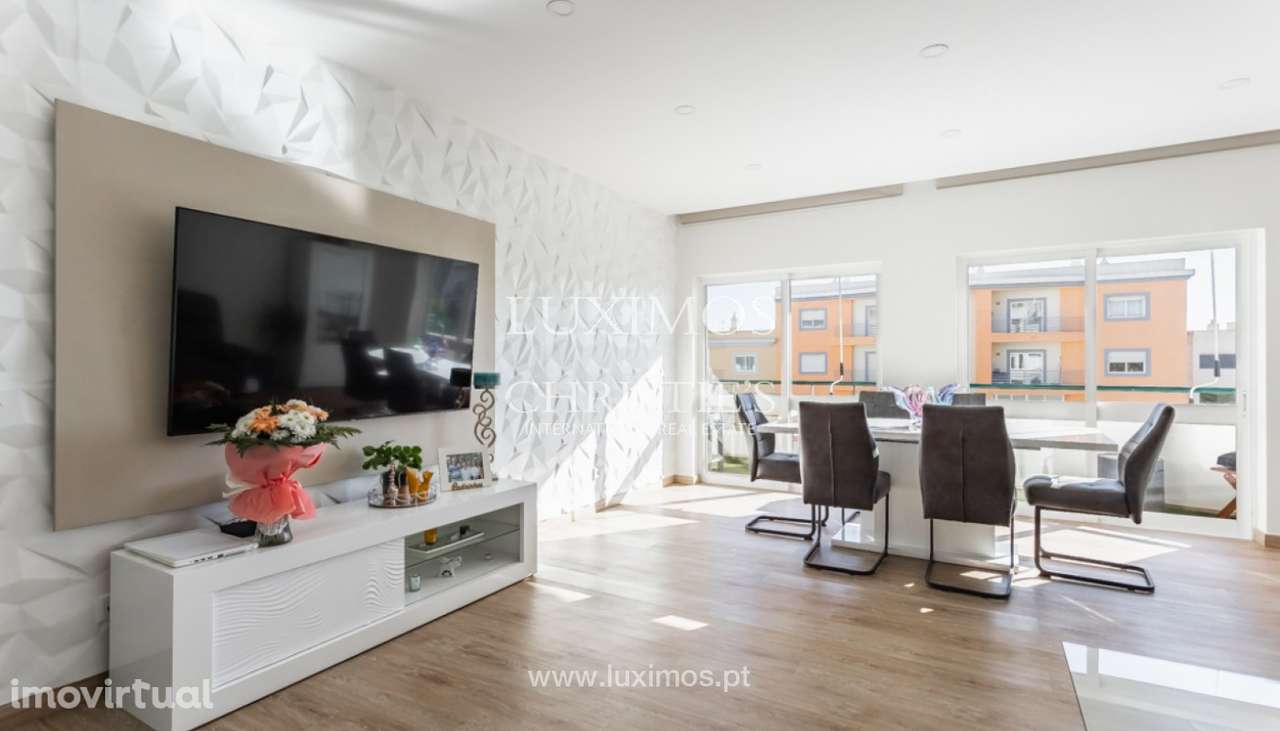 Apartamento T3 remodelado, para venda em Lagos, Algarve - Grande imagem: 2/26