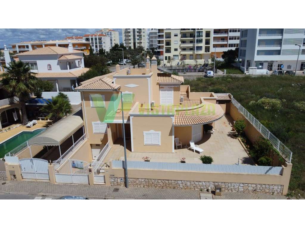 Moradia Isolada em Portimão - Quinta do Rodrigo com Quintal e Garagem - Grande imagem: 2/42