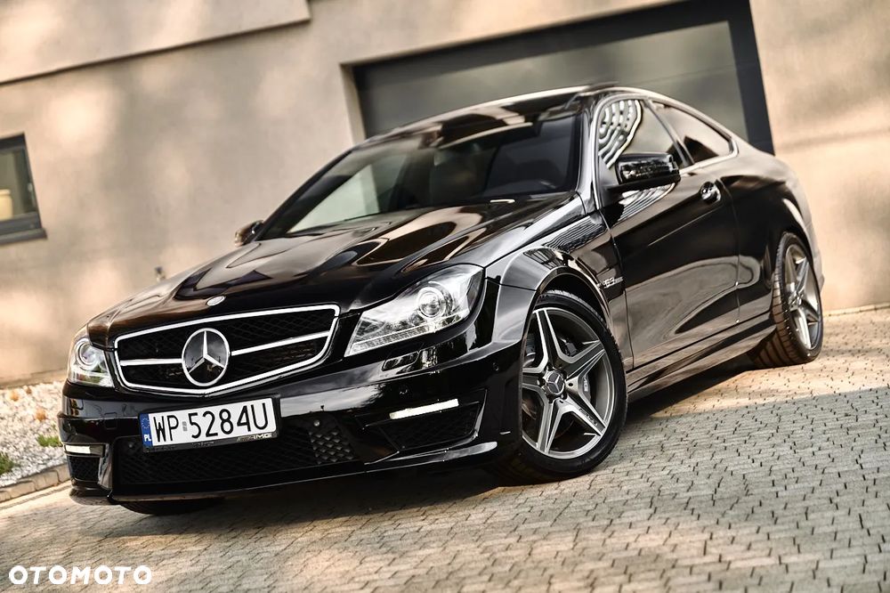 Mercedes-Benz Klasa C 63 AMG - 19