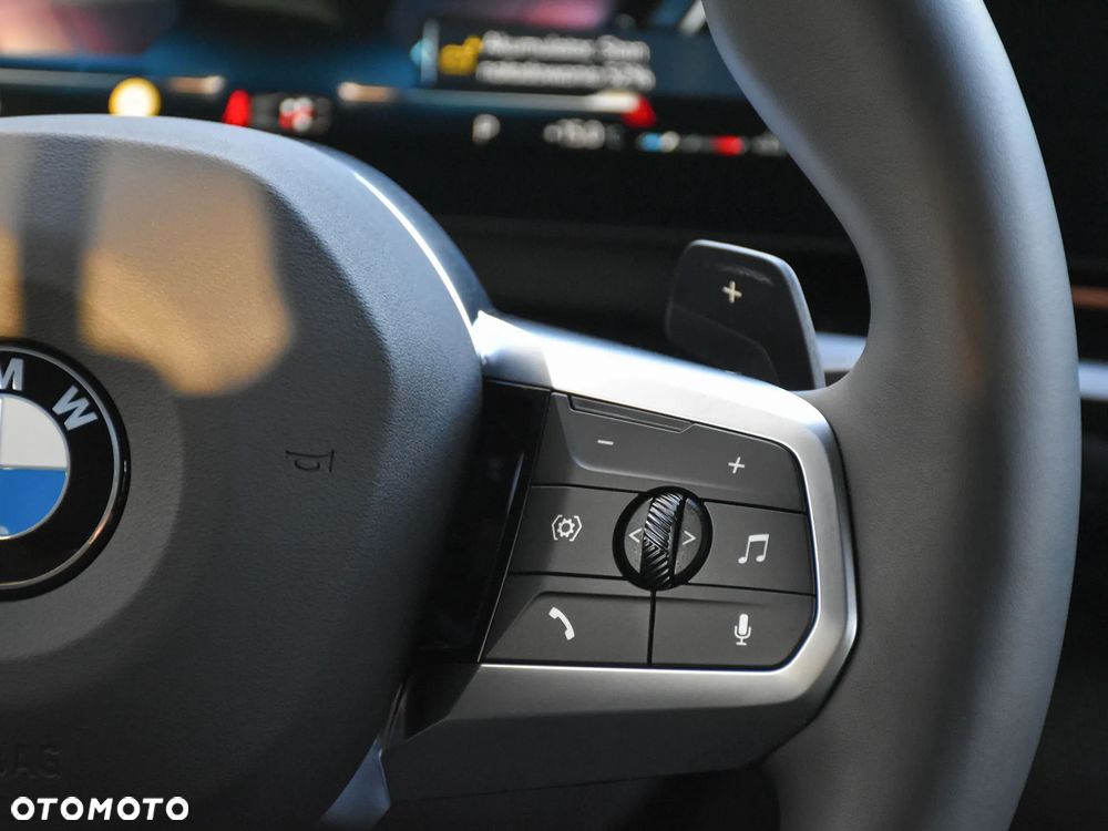 BMW X2 sDrive18d - 38