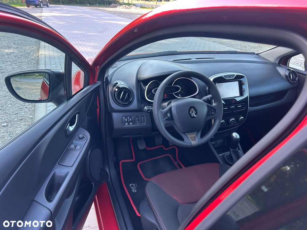 Renault Clio 1.2 16V Alize - 5